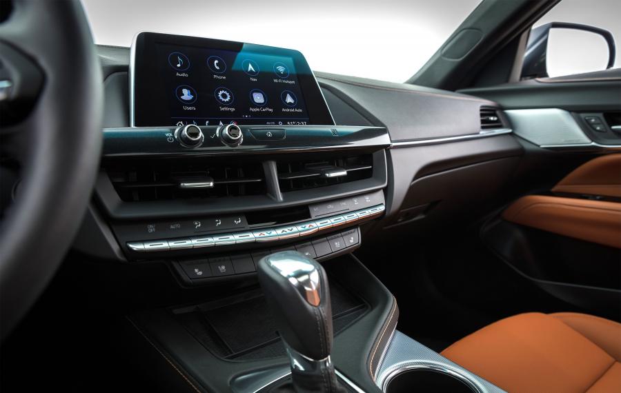 Детали интерьера Cadillac CT4 Premium Luxury 2019 года  (фото 2 из 28)
